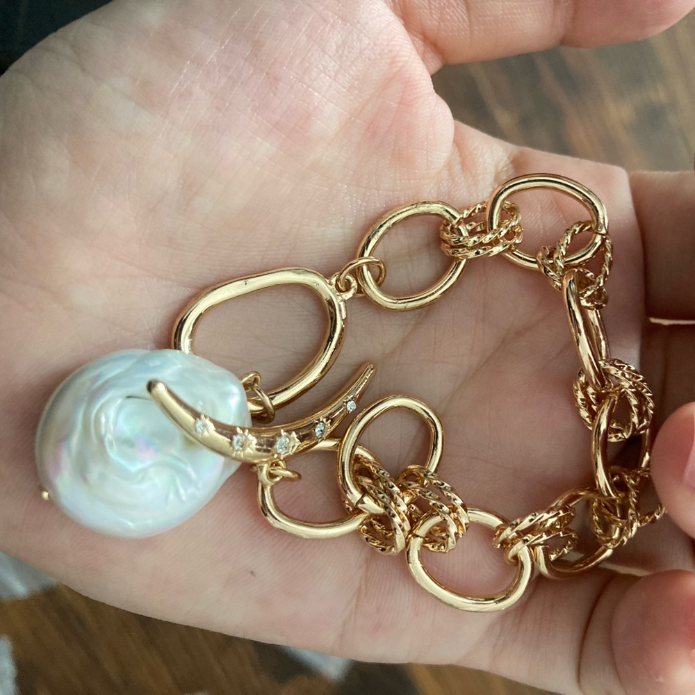 chic vintage style bracelet